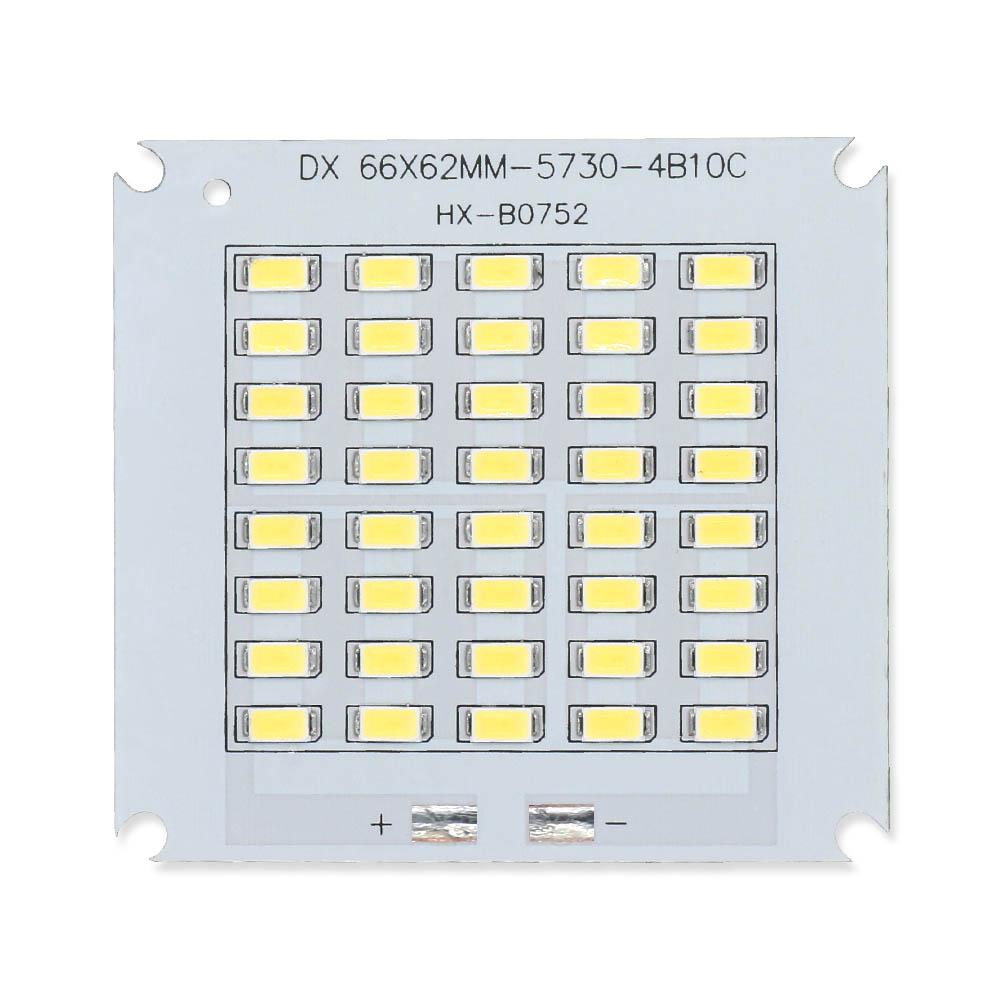 50W 100W 150W 200W SMD5730 cue - Zumtobel Outdoor Lighting reseña y precio